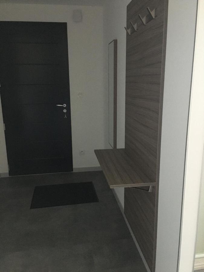 Appartement T2 Independant Dans Maison Pugny-Chatenod Экстерьер фото
